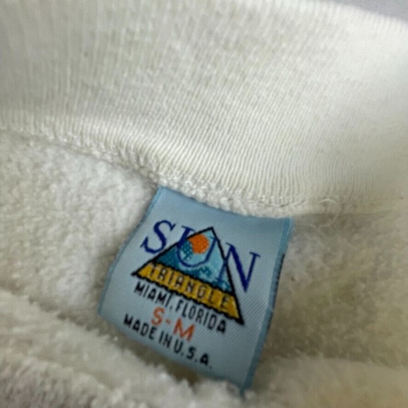 Vintage Alaska The Great Land 90s crewneck sweatshirt distressed/stained - Picture 3 of 4